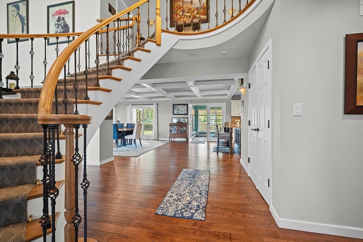 1810 Cardinal Ct Pontiac, IL 61764 - Thumbnail 4