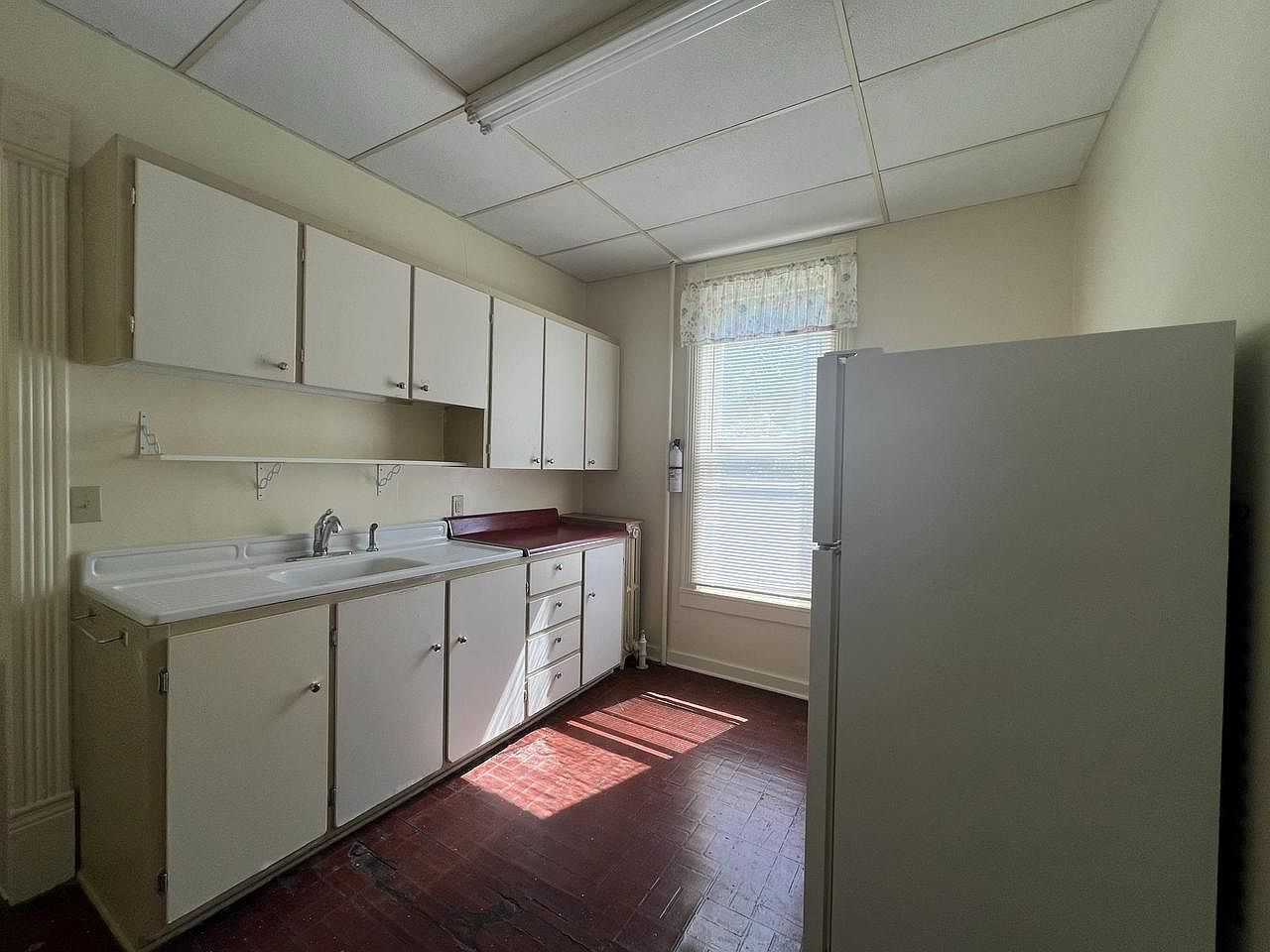 714 Ellis Ave Ashland, WI 54806 - Thumbnail 4