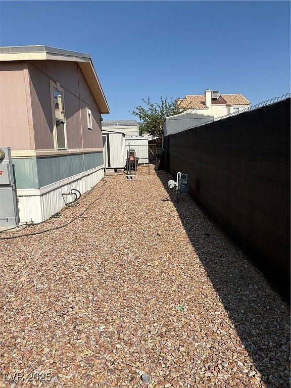 5502 Tahoe Dr Las Vegas, NV 89142 - Thumbnail 4