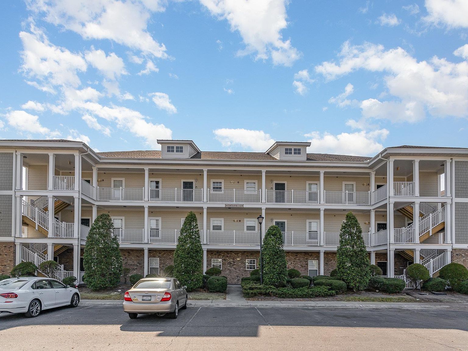 224 Castle Dr UNIT 1402 Myrtle Beach, SC 29579 - Thumbnail 4