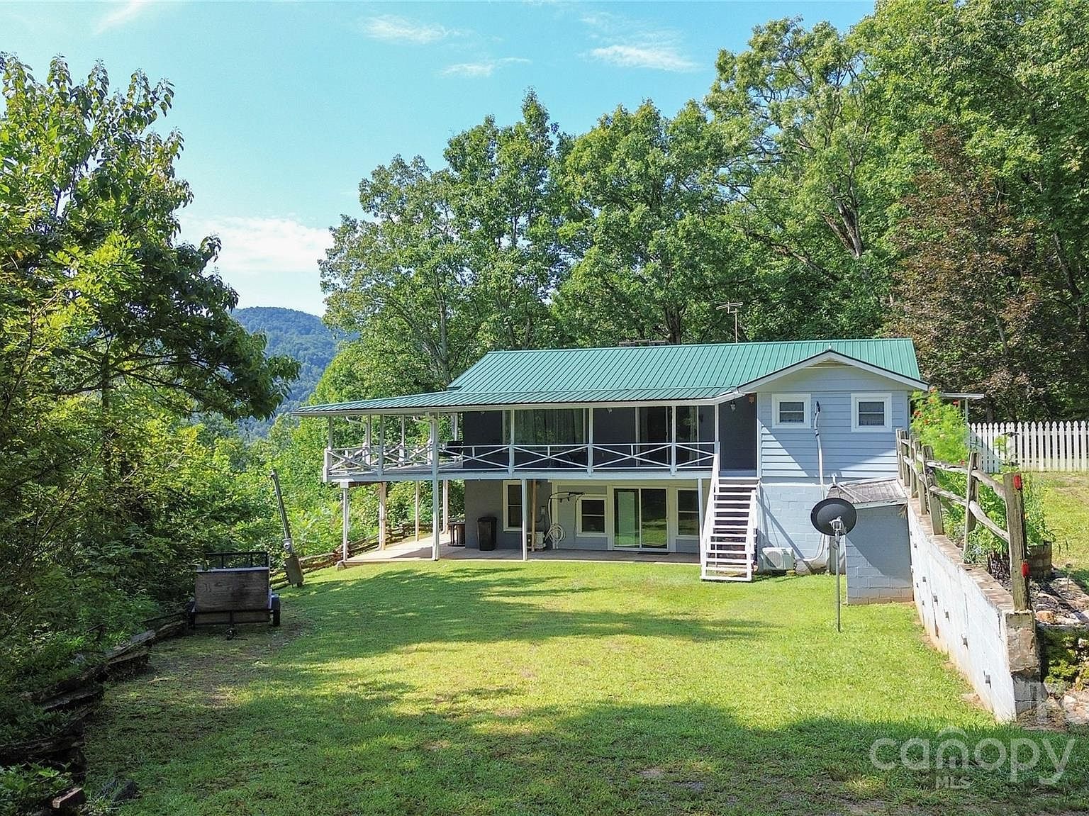 454 Hummingbird Ln Franklin, NC 28734 - Thumbnail 4