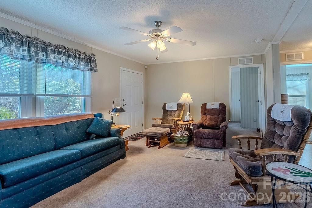 508 Griffin Mountain Ln Franklin, NC 28734 - Thumbnail 4