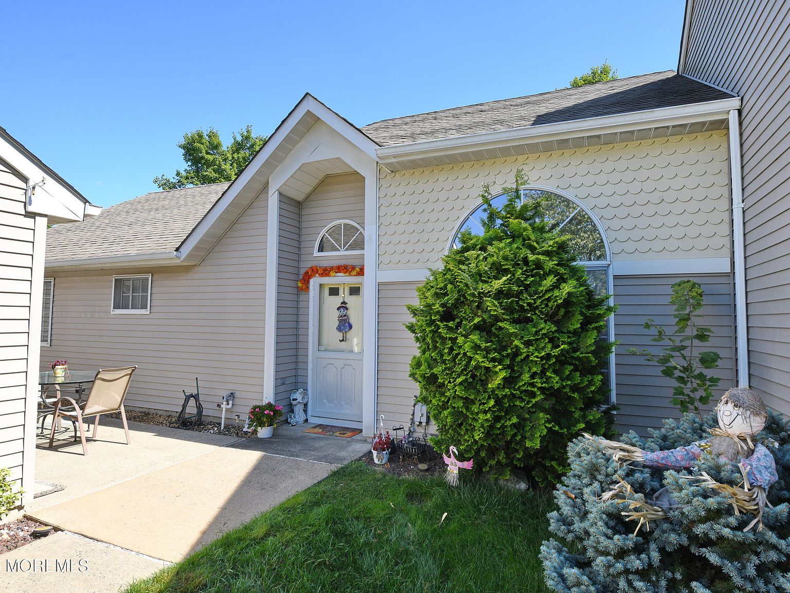 661 Azalea Plz #661C Monroe Township, NJ 08831 - Thumbnail 4