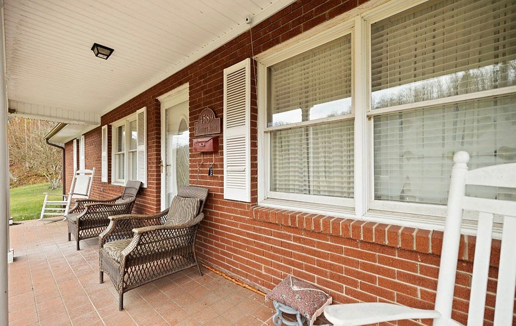 4589 Abbott Creek Rd Prestonsburg, KY 41653 - Thumbnail 4