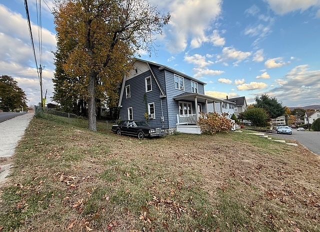 43 Marshall Ave Naugatuck, CT 06770 - Thumbnail 4