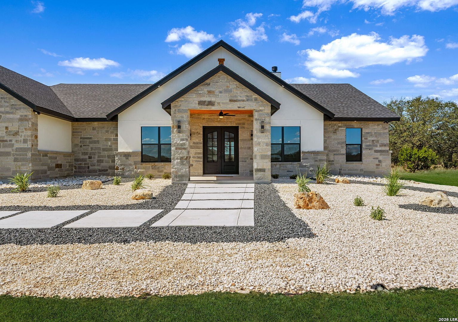 344 Buckskin Trl Bandera, TX 78003 - Thumbnail 4