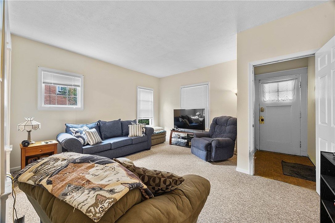 47 Atkinson St Rochester, NY 14608 - Thumbnail 4