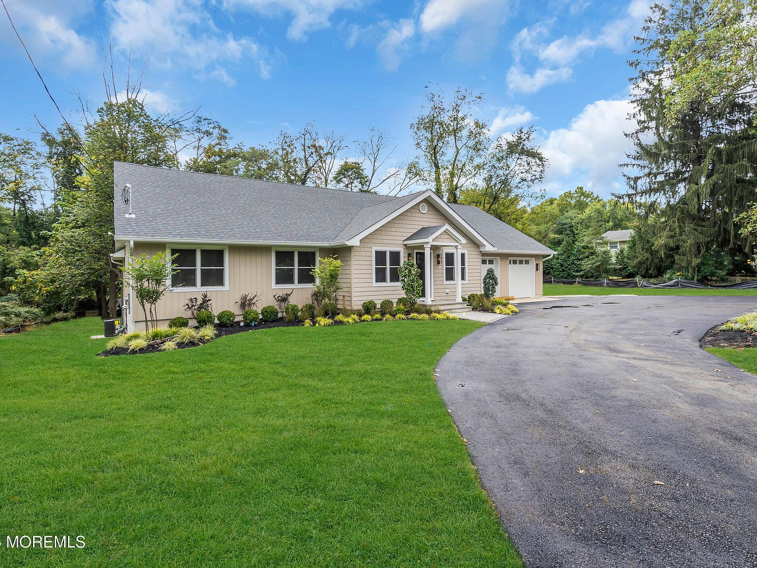 834 Sycamore Ave Tinton Falls, NJ 07724 - Thumbnail 4