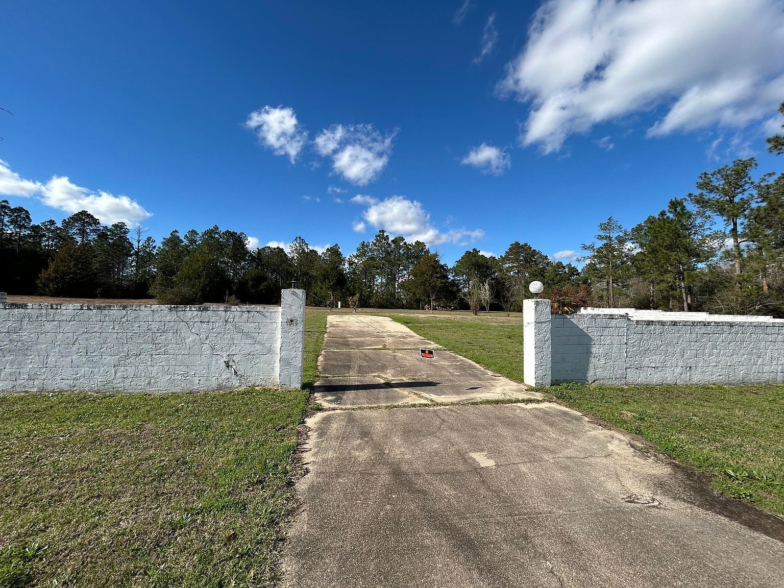 327 Ten Lake Dr Defuniak Springs, FL 32433 - Thumbnail 4