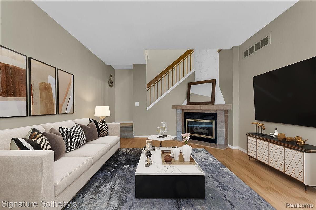 22331 Peachtree Novi, MI 48375 - Thumbnail 4