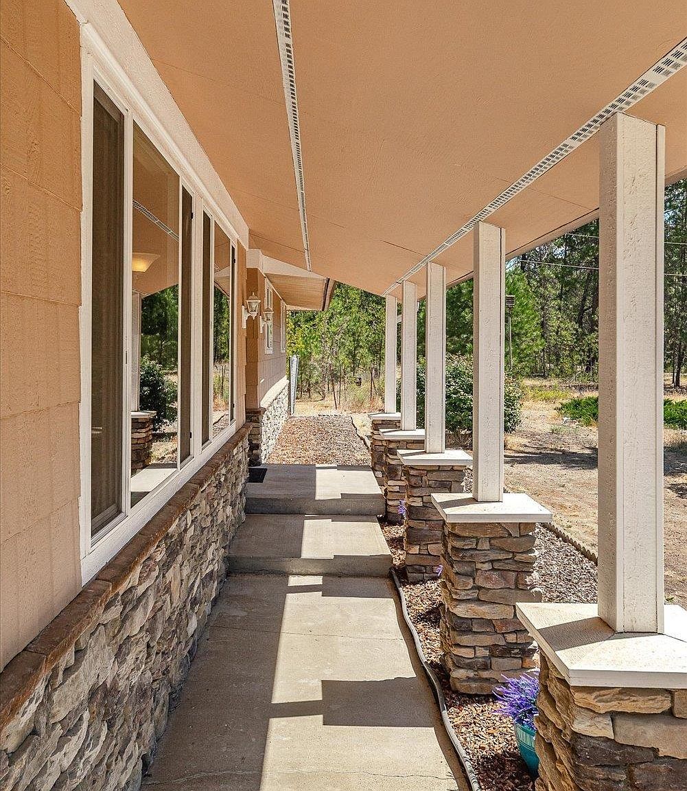 7621 E Hamilton Rd Chattaroy, WA 99003 - Thumbnail 4