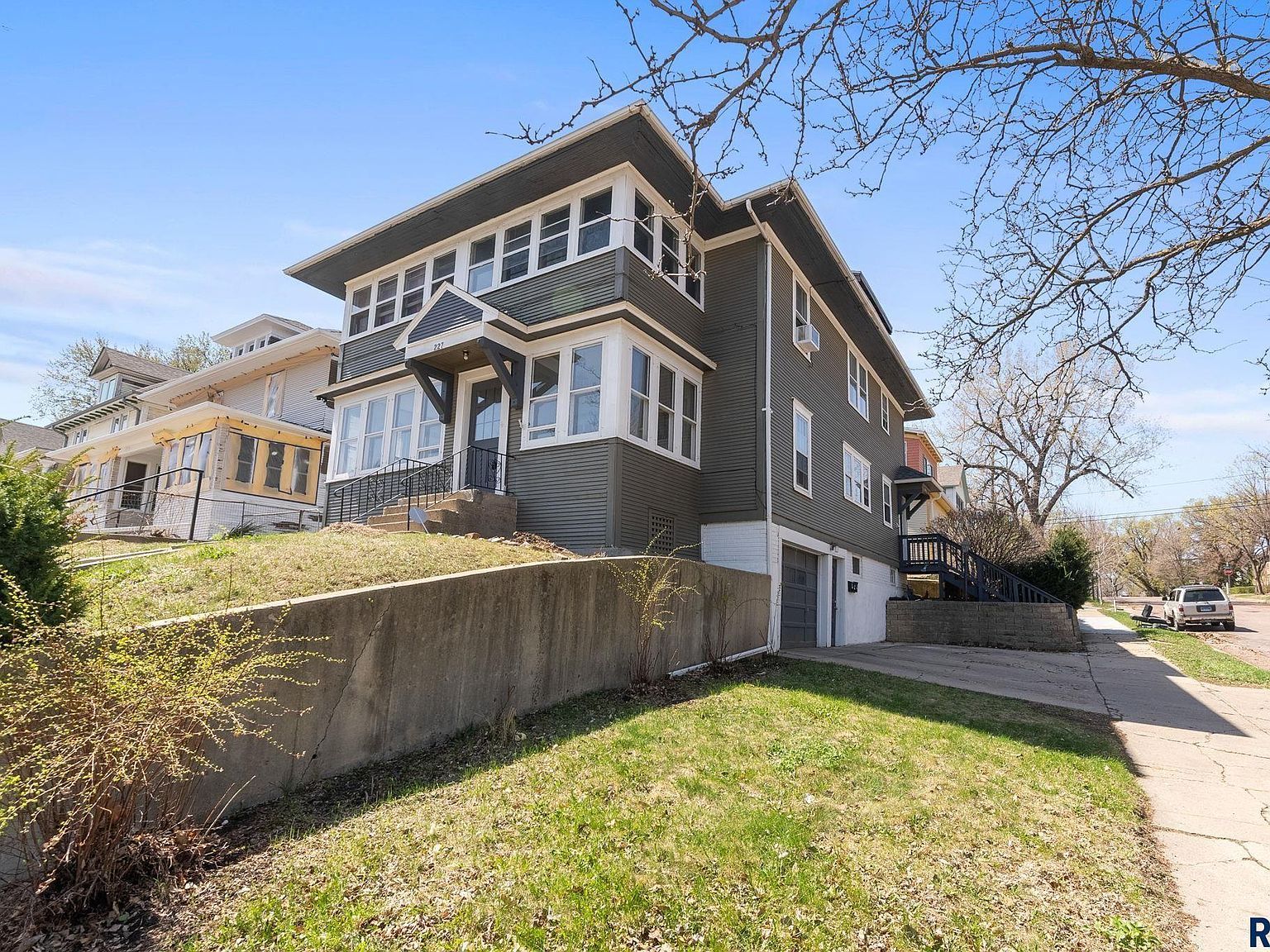 227 N Spring Ave Sioux Falls, SD 57104 - Thumbnail 4