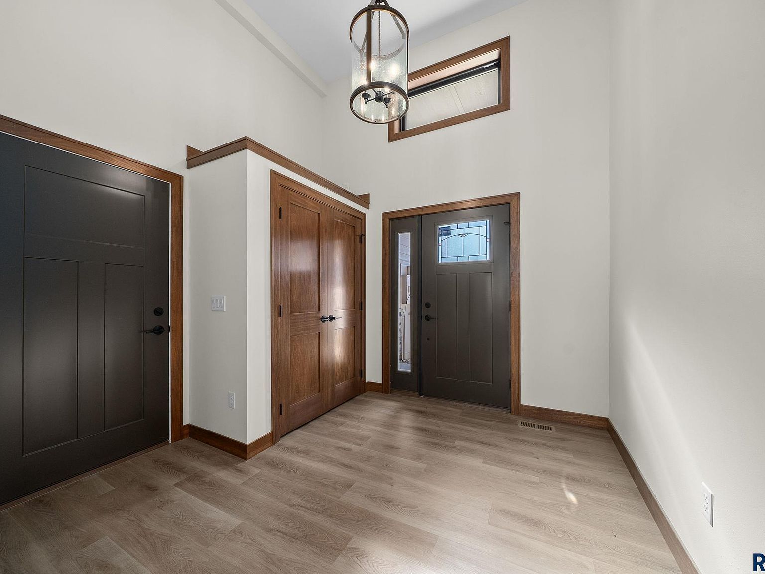 7806 E Bull Pine Trl Sioux Falls, SD 57110 - Thumbnail 4