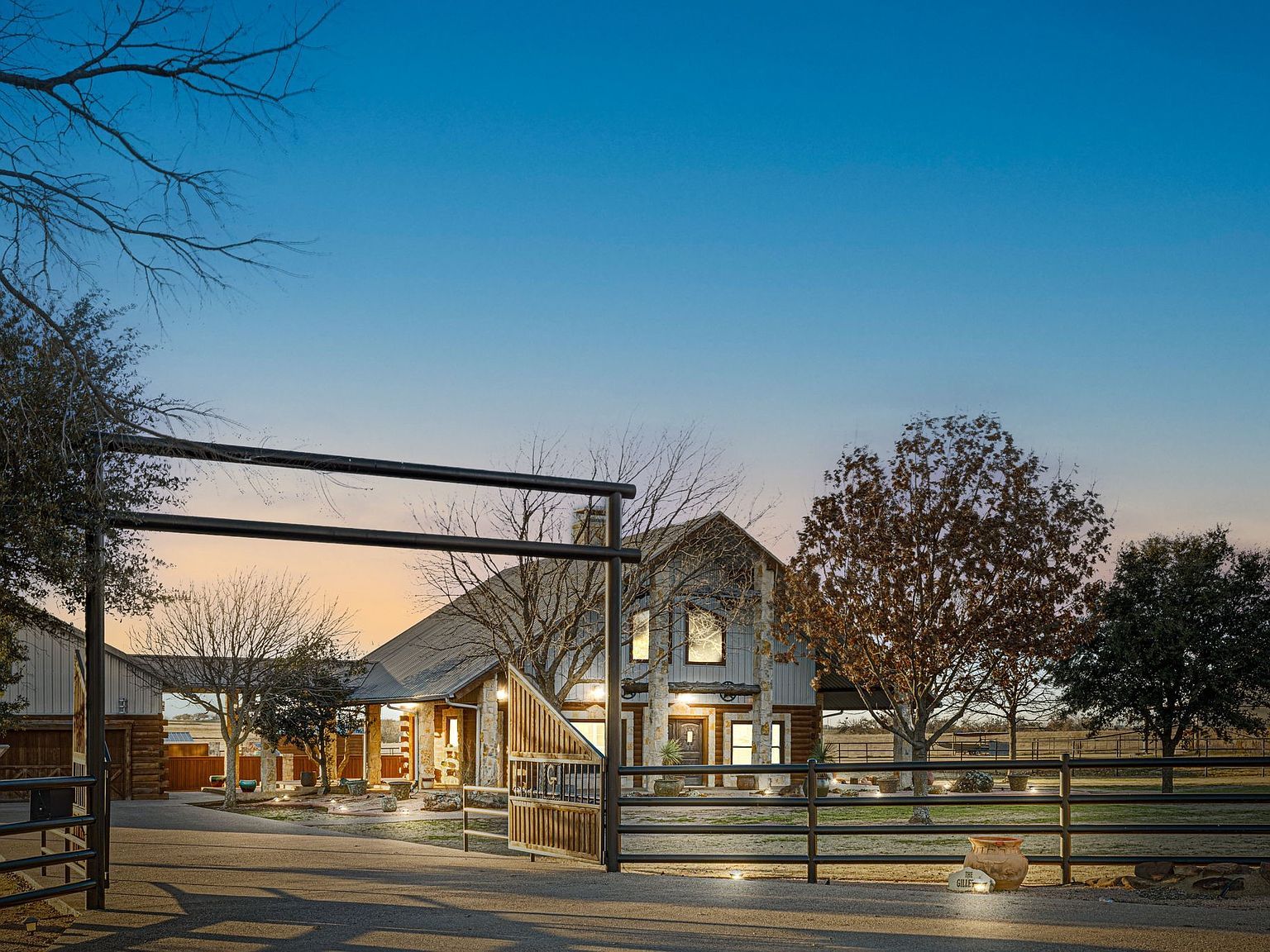 12401 County Road 1002 Godley, TX 76044 - Thumbnail 4