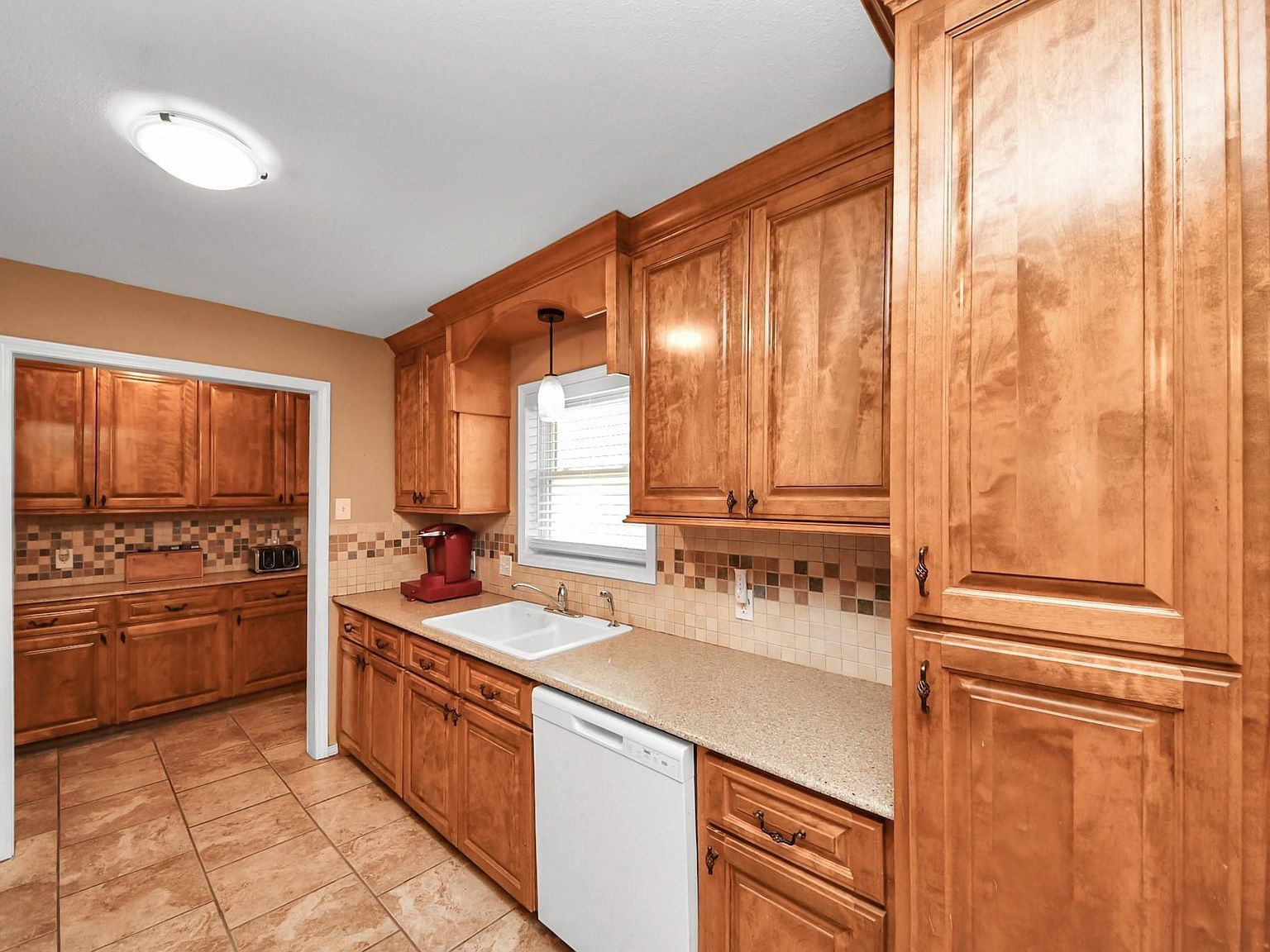 2610 Pine St Galveston, TX 77551 - Thumbnail 4