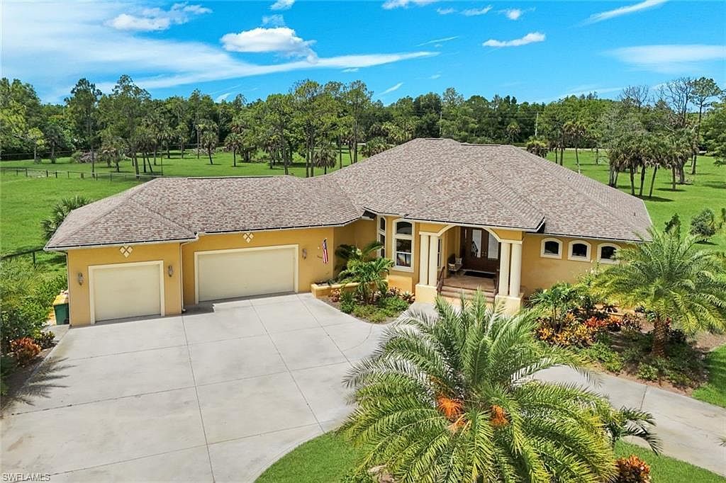 14600 Fritchey RD Naples, FL 34114 - Thumbnail 4