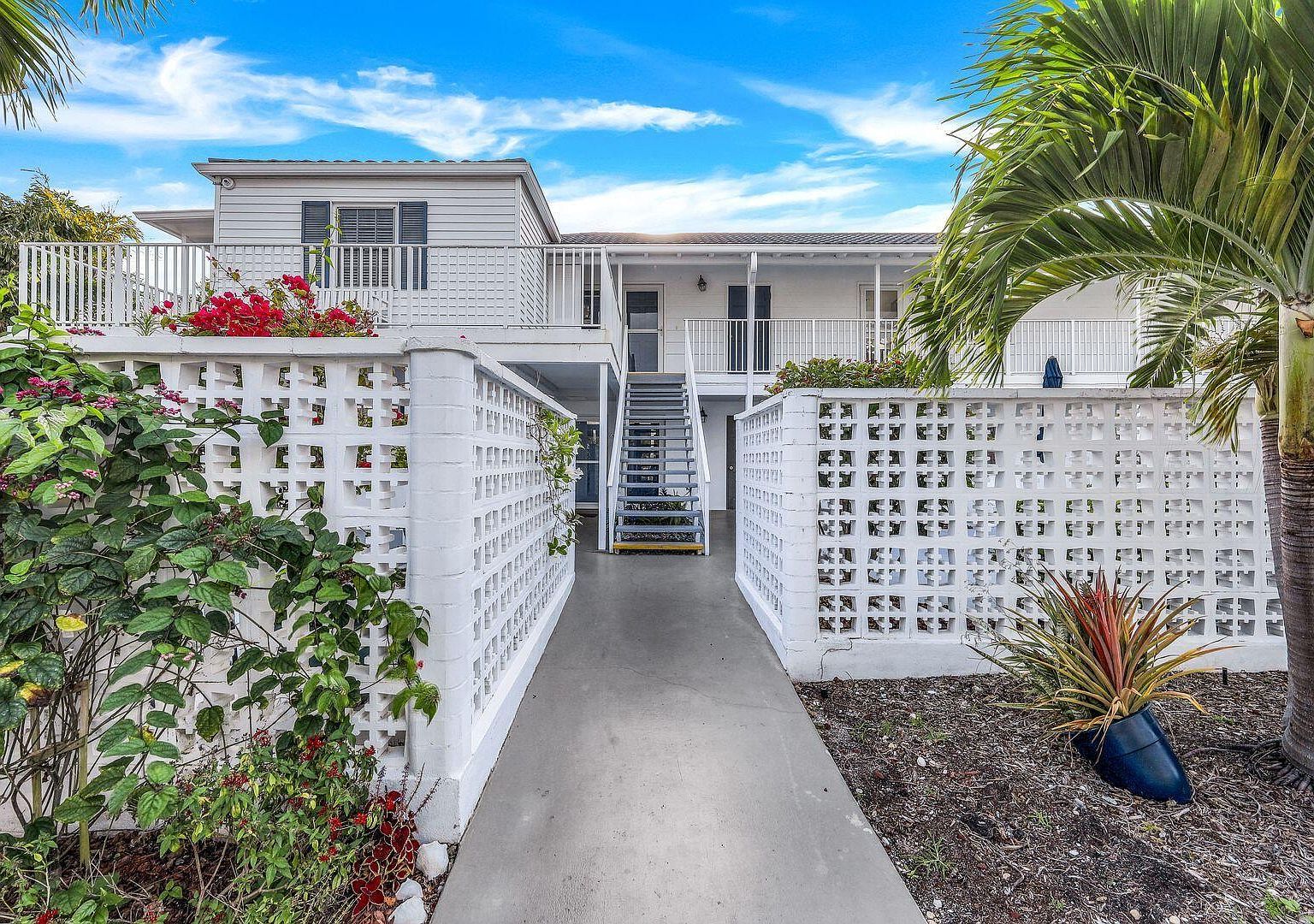 1170 Edington Pl APT A1 Marco Island, FL 34145 - Thumbnail 4