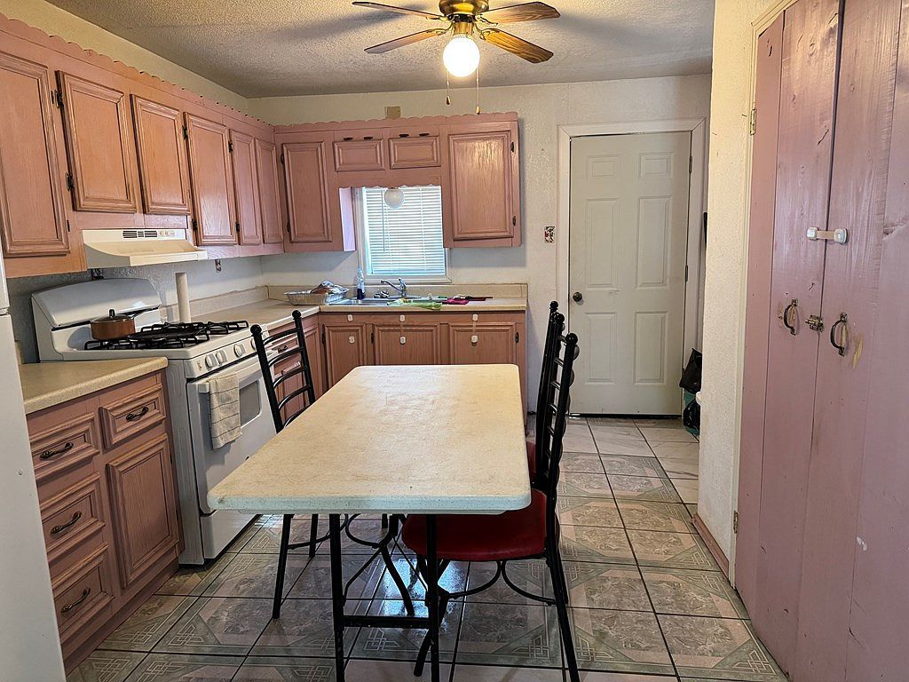 807 NW 5th St Andrews, TX 79714 - Thumbnail 4