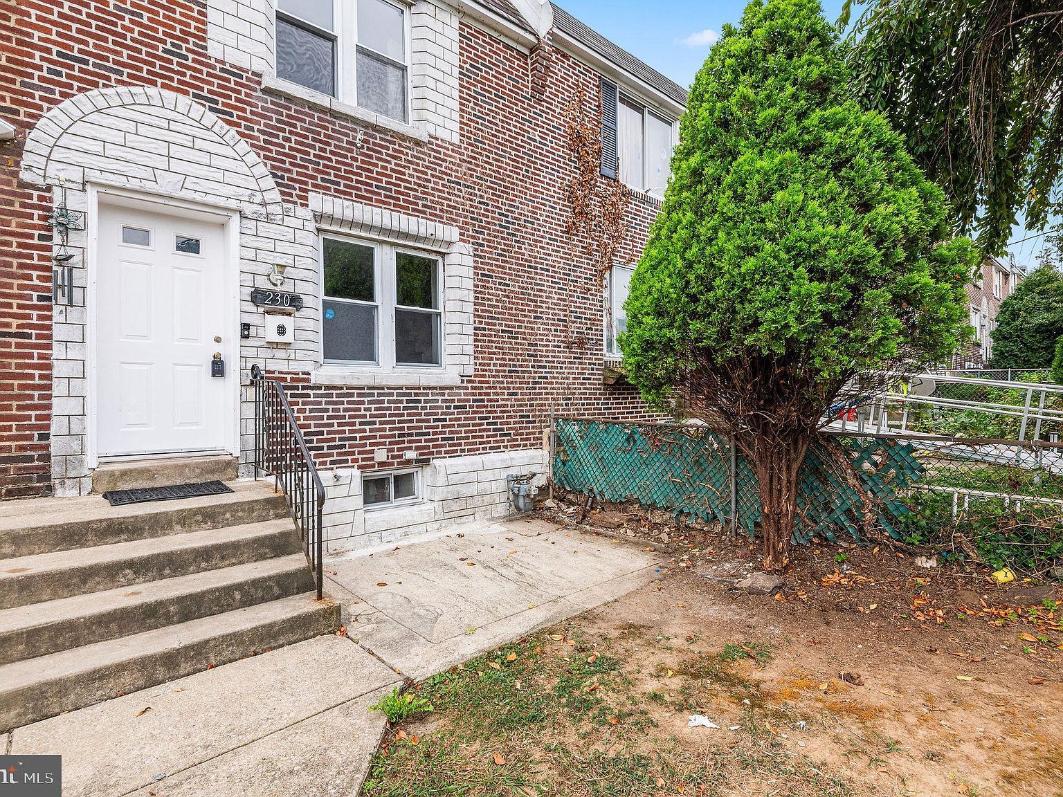 230 W Washington Ave Clifton Heights, PA 19018 - Thumbnail 4