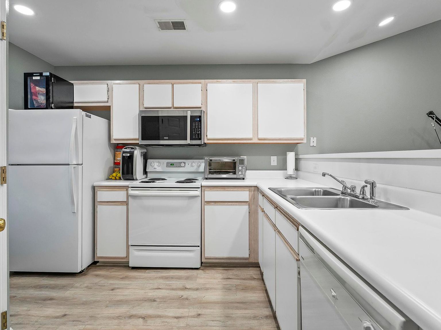 1242 River Oaks Dr #18 Myrtle Beach, SC 29579 - Thumbnail 4