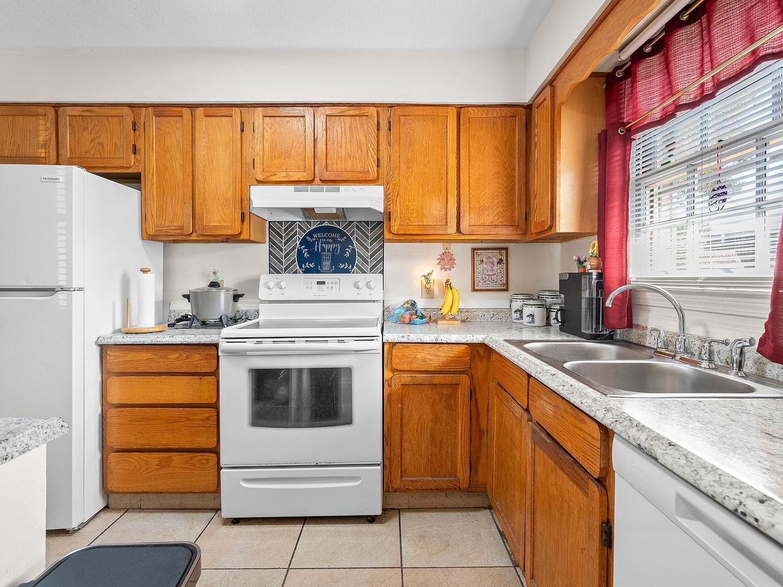 1025 Carolina Rd APT I-7 Conway, SC 29526 - Thumbnail 4