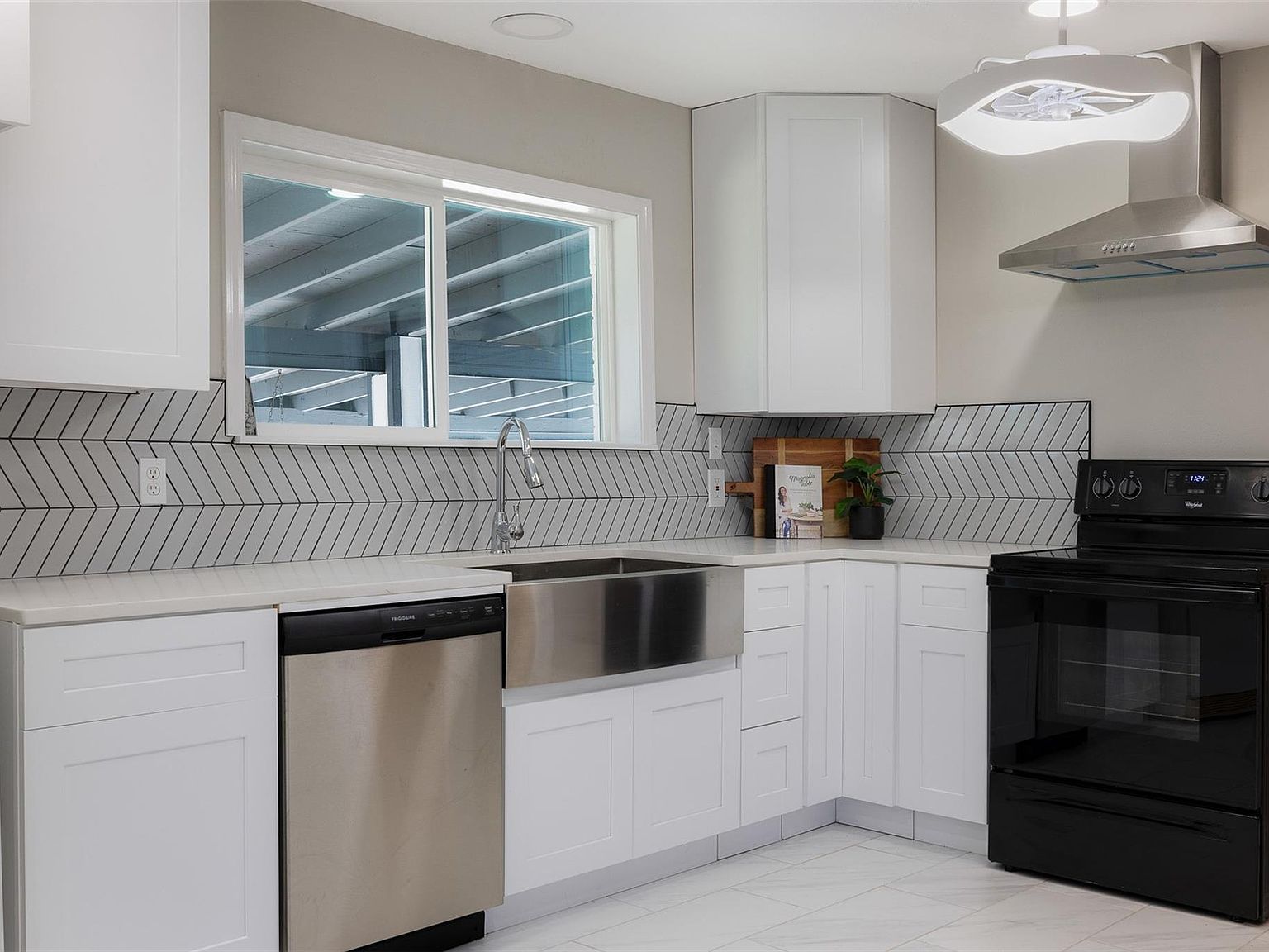 16088 Highway 105 Washington, TX 77880 - Thumbnail 4