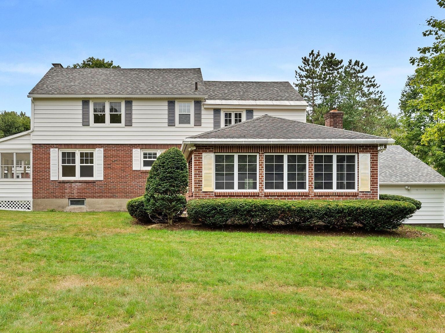 17 Kittredge Rd Pittsfield, MA 01201 - Thumbnail 4