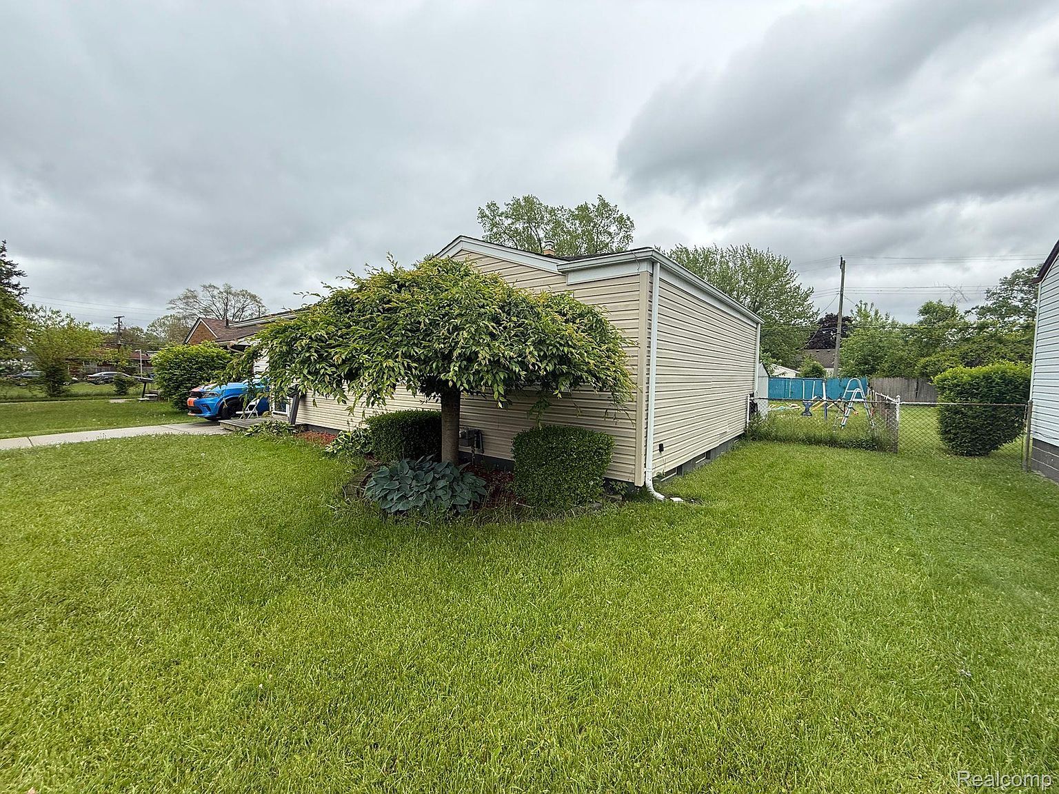 13420 Couwlier Ave Warren, MI 48089 - Thumbnail 4