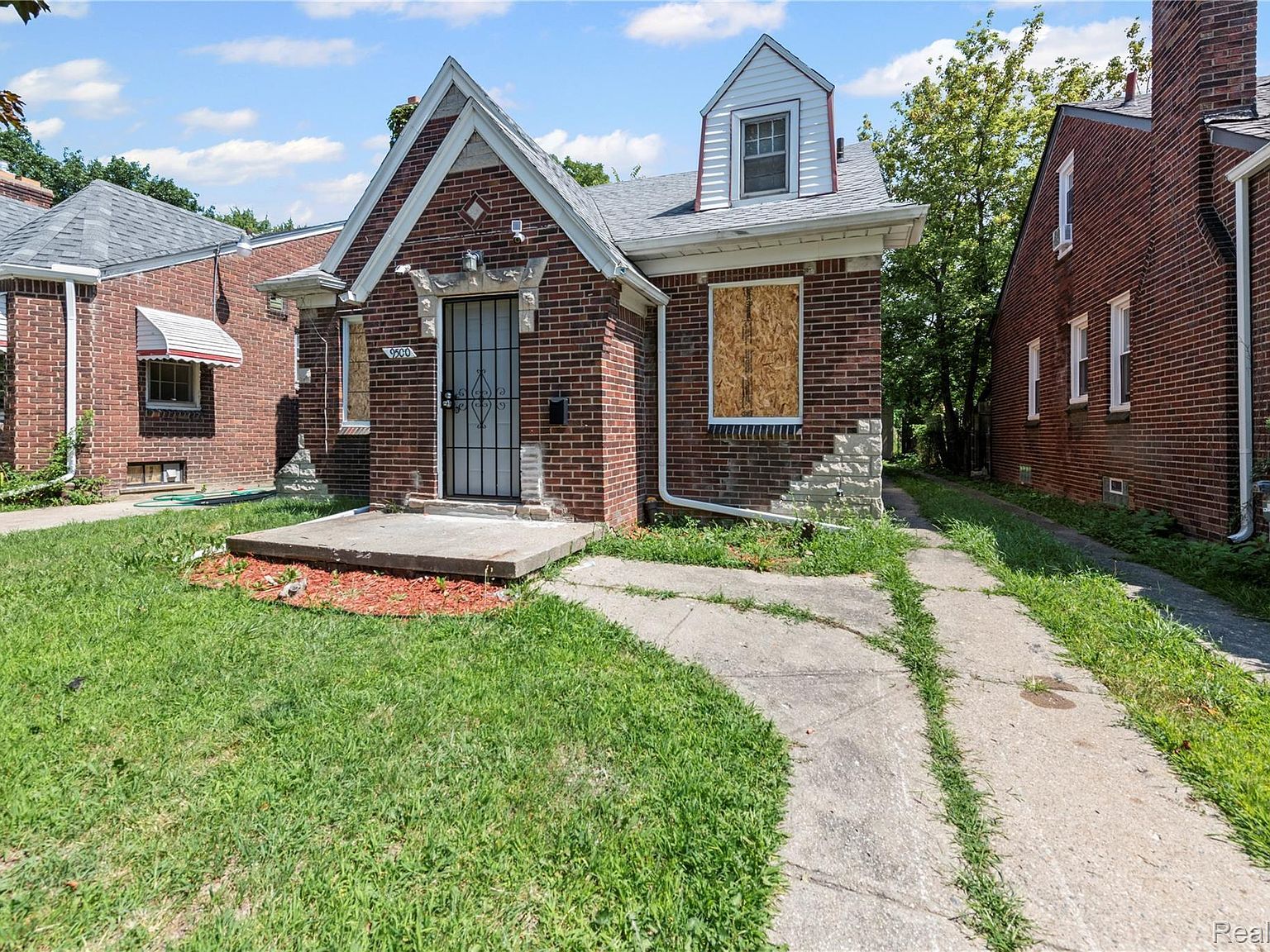 9500 Lakepointe St Detroit, MI 48224 - Thumbnail 4