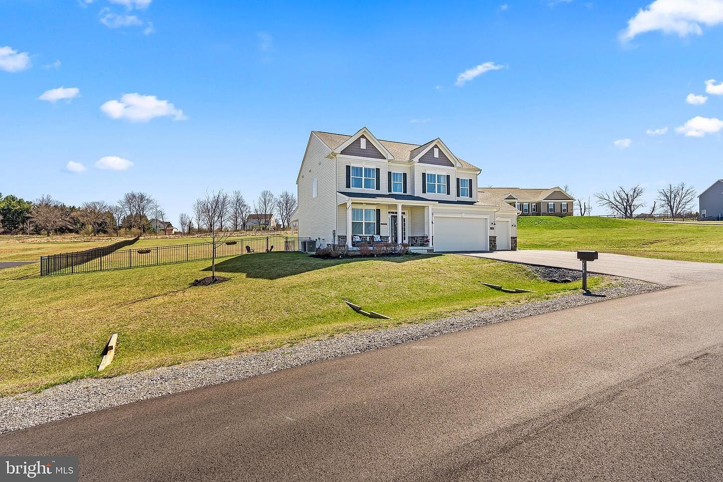 119 Sussex Dr Falling Waters, WV 25419 - Thumbnail 4