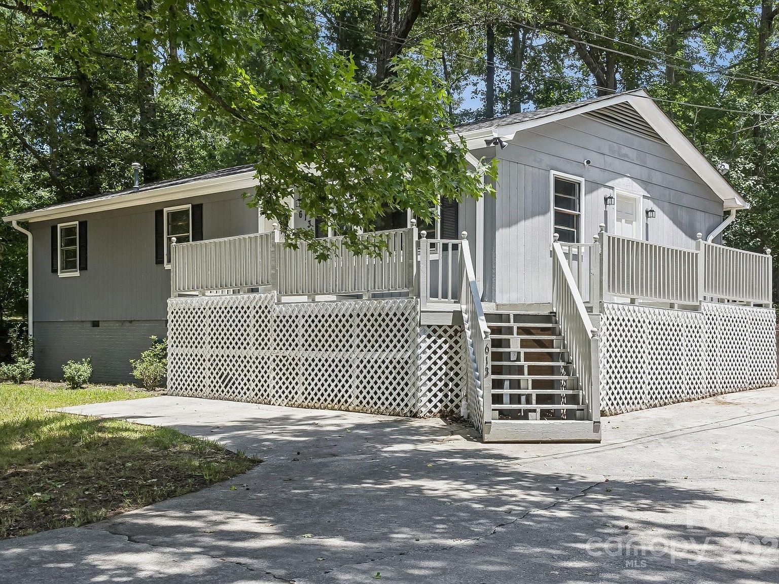 613 Davis St Lancaster, SC 29720 - Thumbnail 4