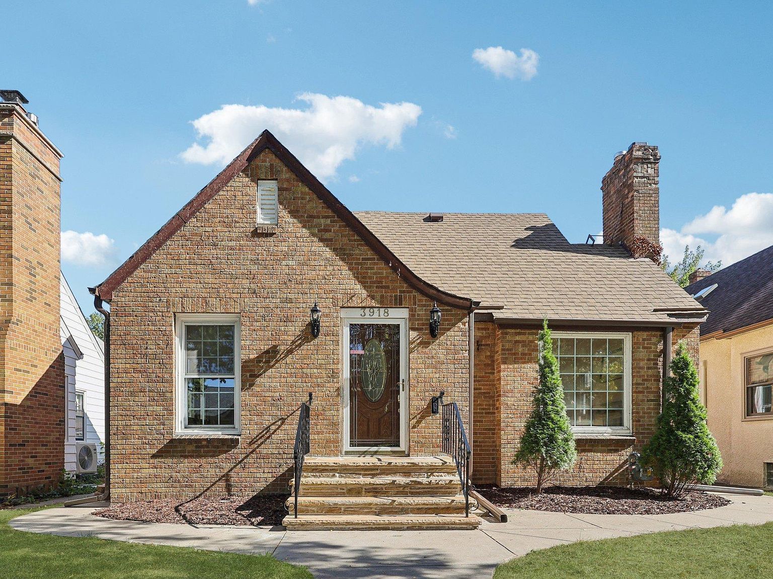 3918 Washburn Ave N Minneapolis, MN 55412 - Thumbnail 4