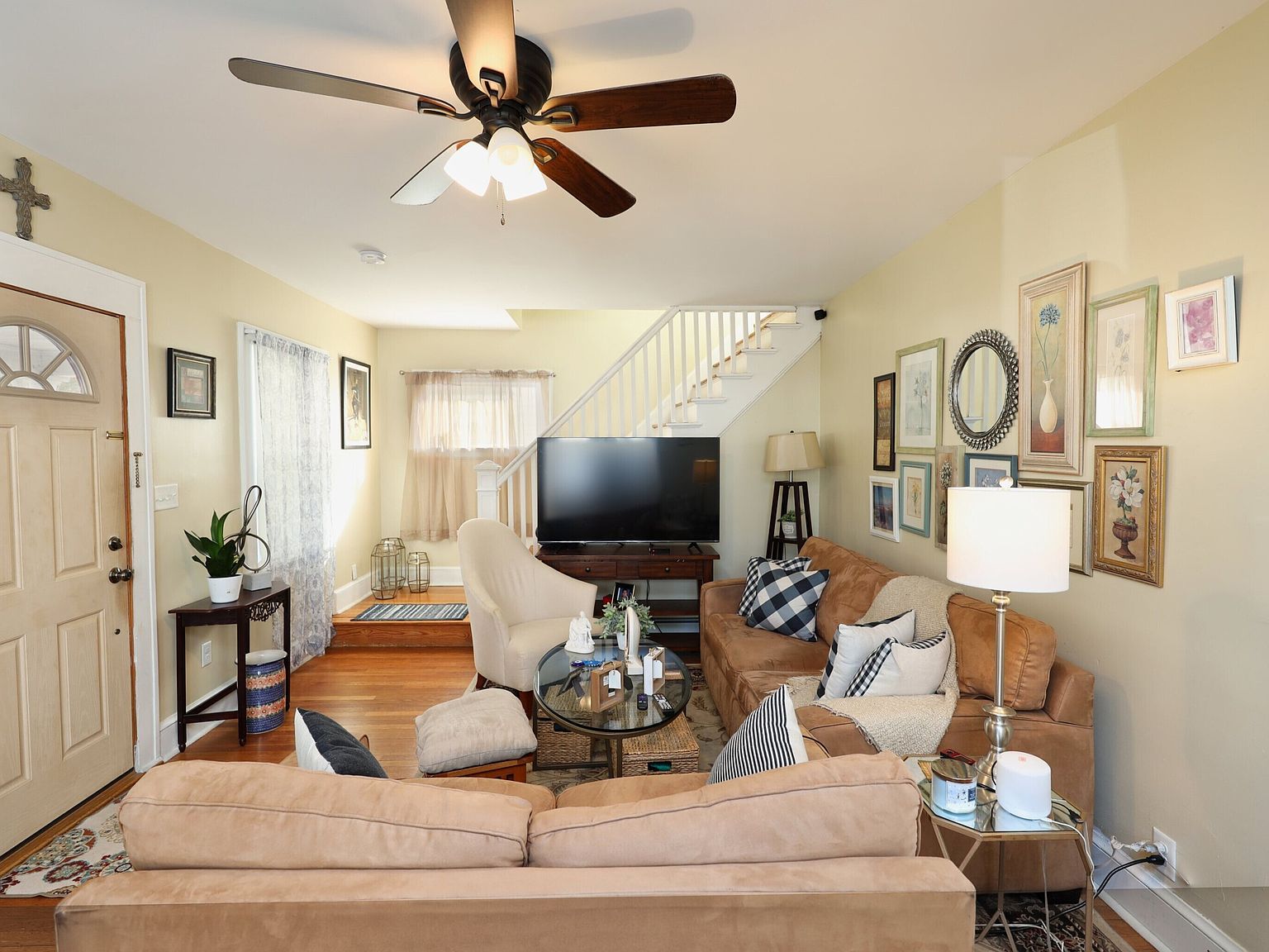 30 Melrose Ave Waterbury, CT 06705 - Thumbnail 4