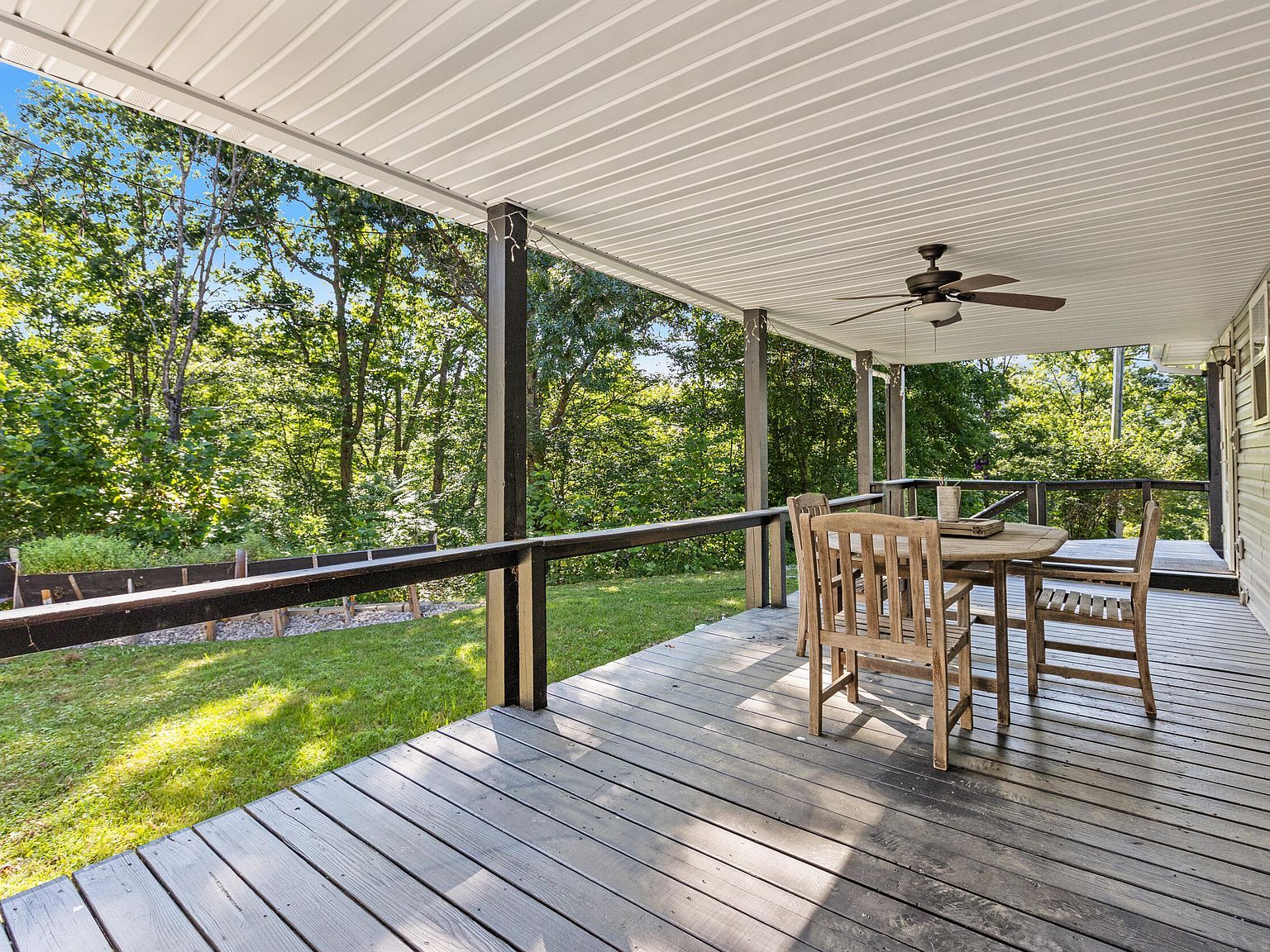 3902 Red Lick Rd Irvine, KY 40336 - Thumbnail 4