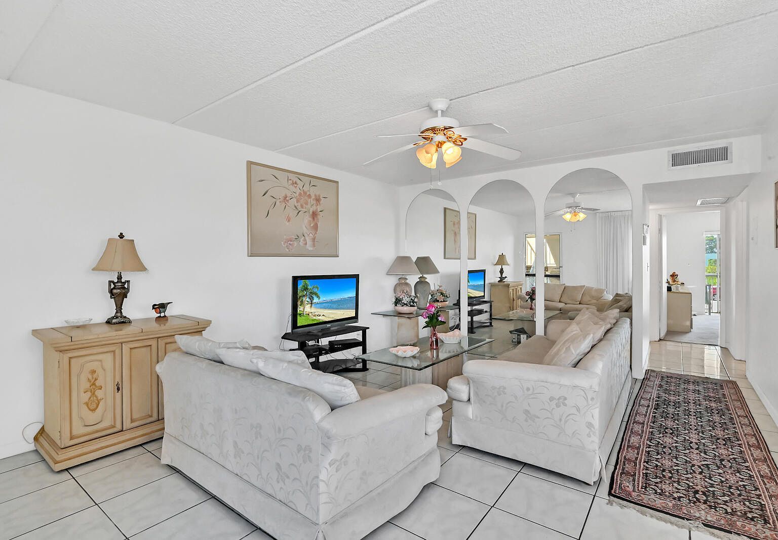 700 Village Green Ct APT 221 Palm Springs, FL 33461 - Thumbnail 4