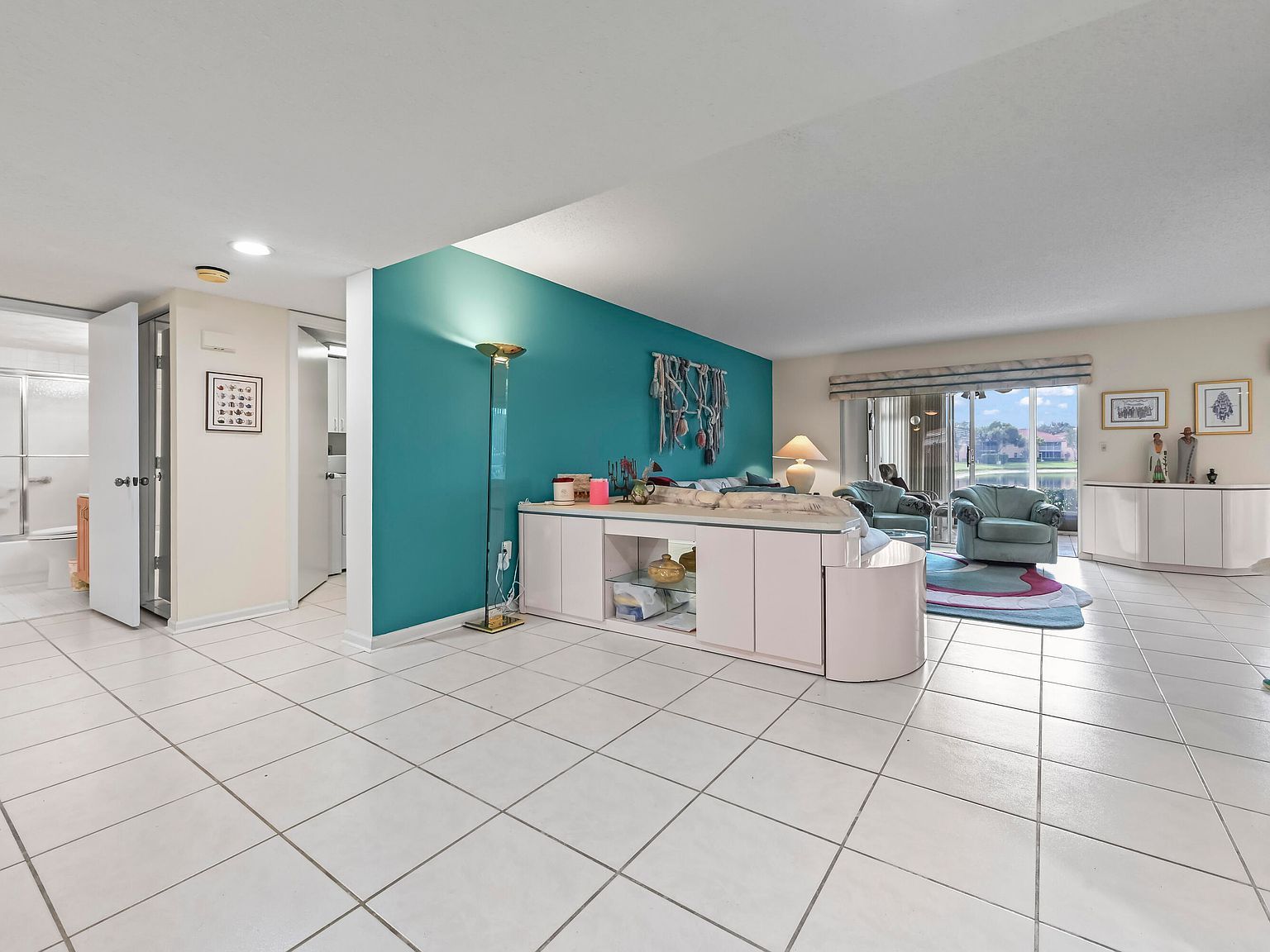 9975 Seacrest Cir APT 102 Boynton Beach, FL 33437 - Thumbnail 4