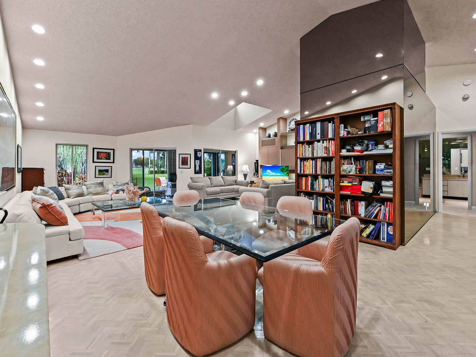 6907 Fountains Cir Lake Worth, FL 33467 - Thumbnail 4