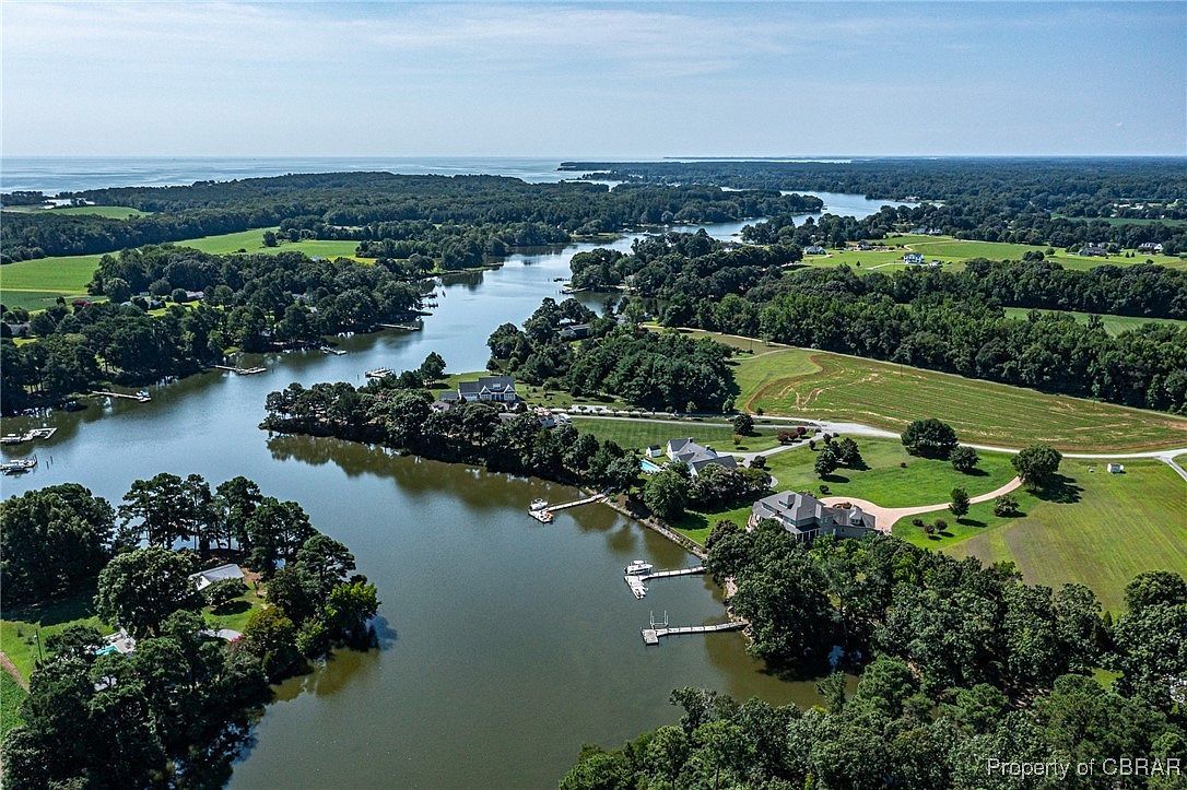 82 Minglewood Ln Kilmarnock, VA 22482 - Thumbnail 4