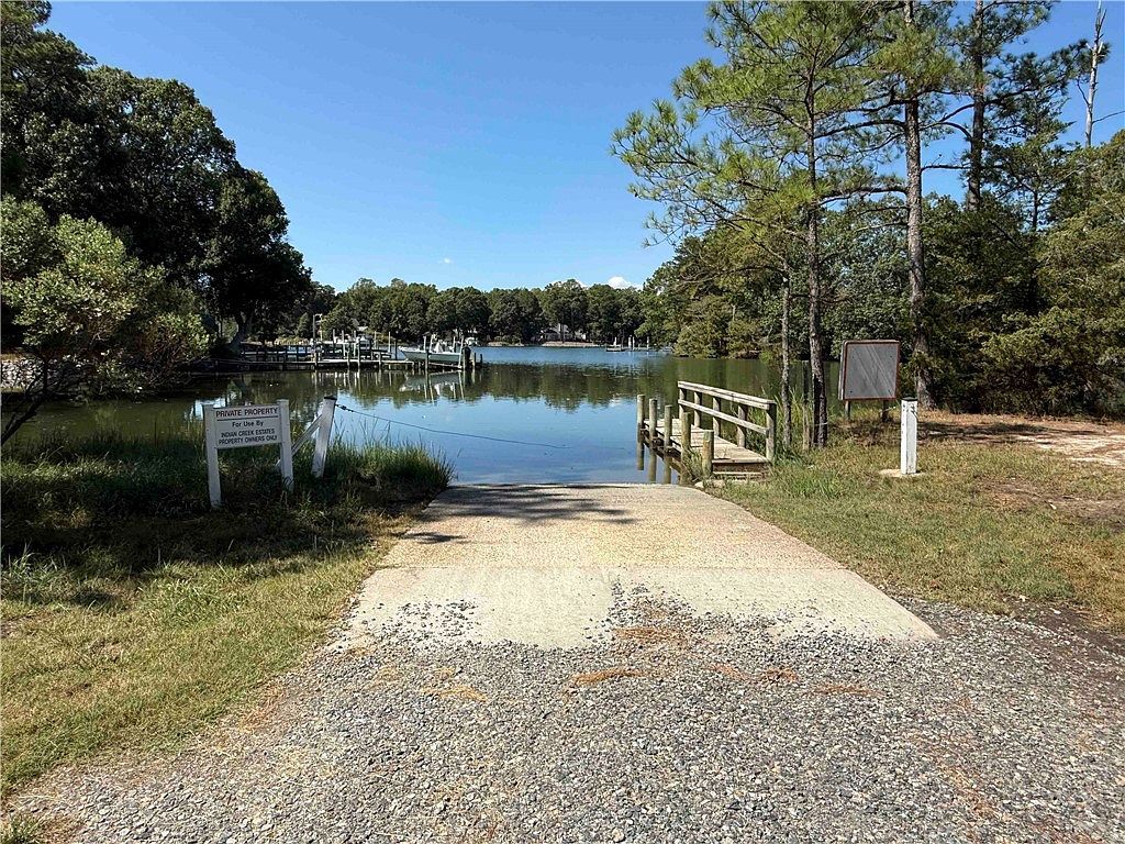 9 Comanchee Ln Kilmarnock, VA 22482 - Thumbnail 4