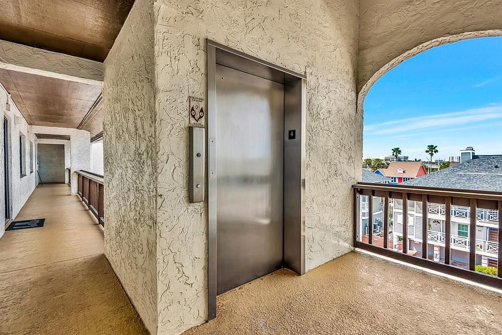 1602 Stickney Point Rd APT 404 Sarasota, FL 34231 - Thumbnail 4