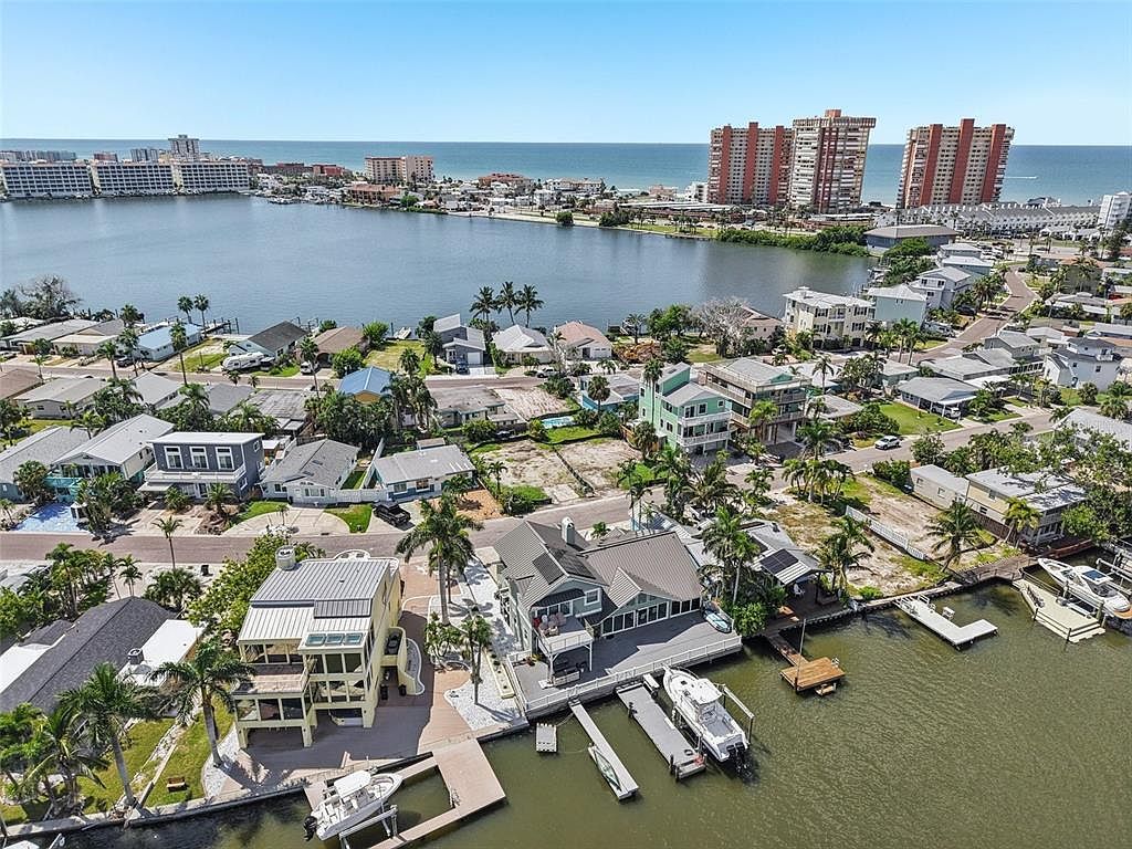 639 182nd Ave E LOT 9 Saint Petersburg, FL 33708 - Thumbnail 4