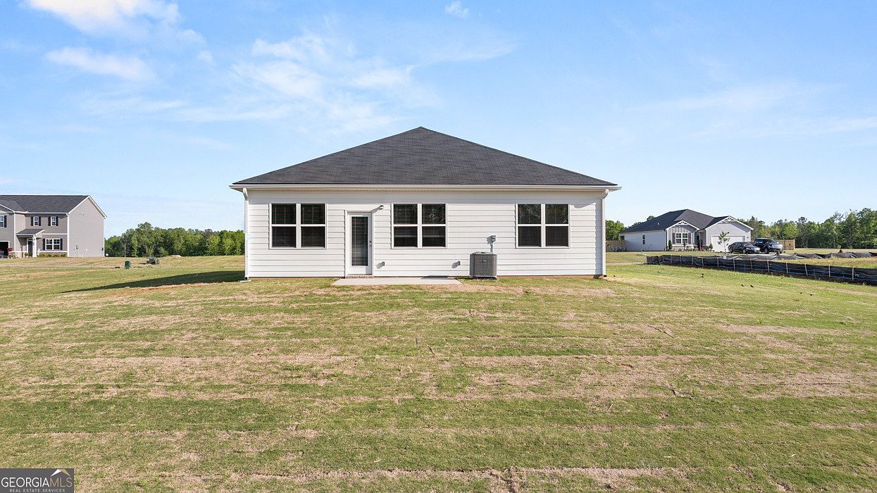 135 Townsend Ct Griffin, GA 30224 - Thumbnail 4