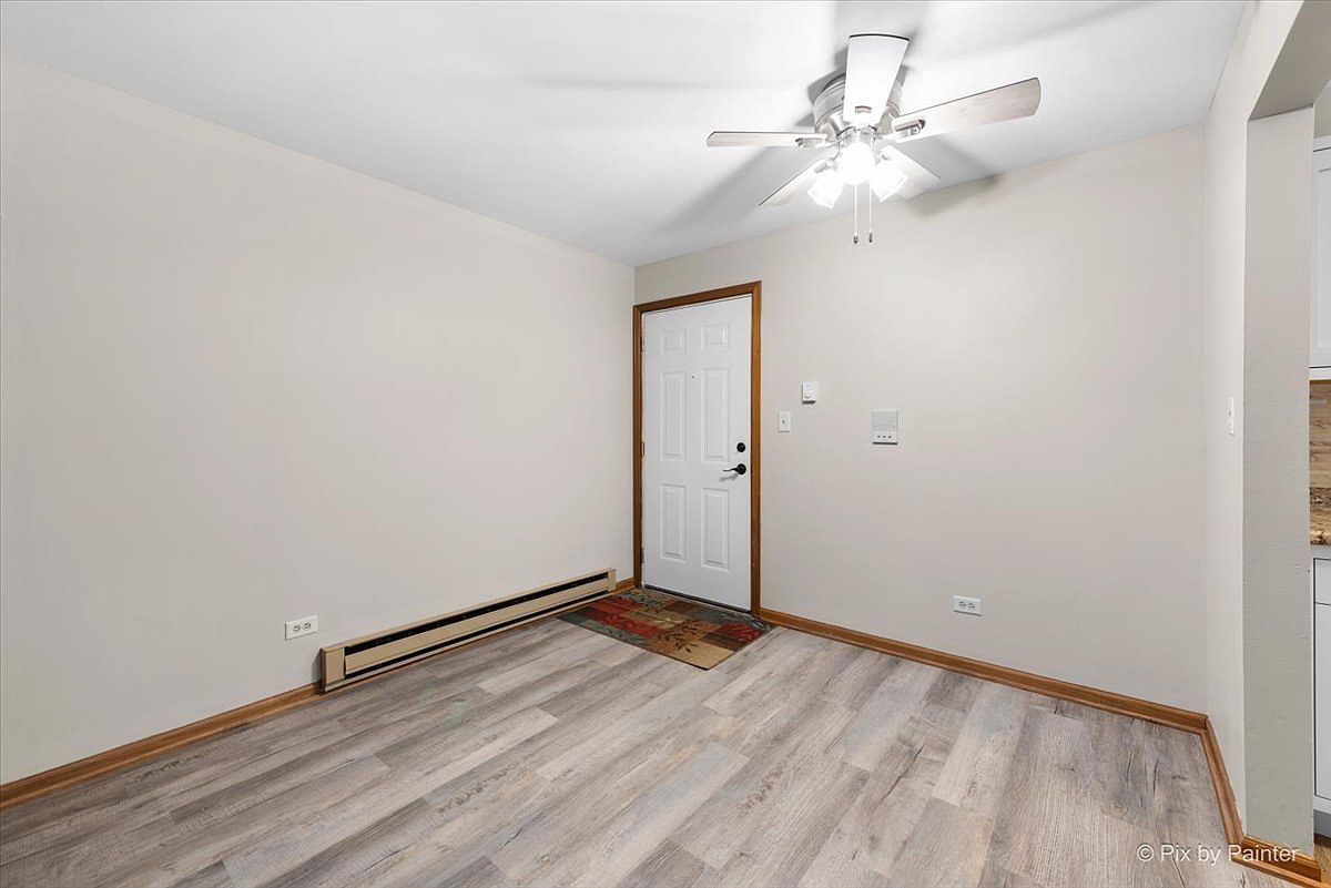 (undisclosed Address) McHenry, IL 60050 - Thumbnail 4