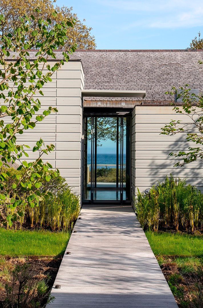 8 Snail Rd Chilmark, MA 02535 - Thumbnail 4