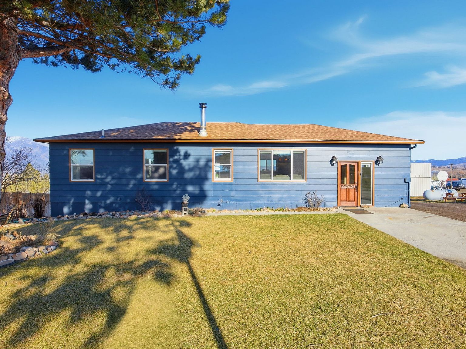 446 Cougar Ln Stevensville, MT 59870 - Thumbnail 4