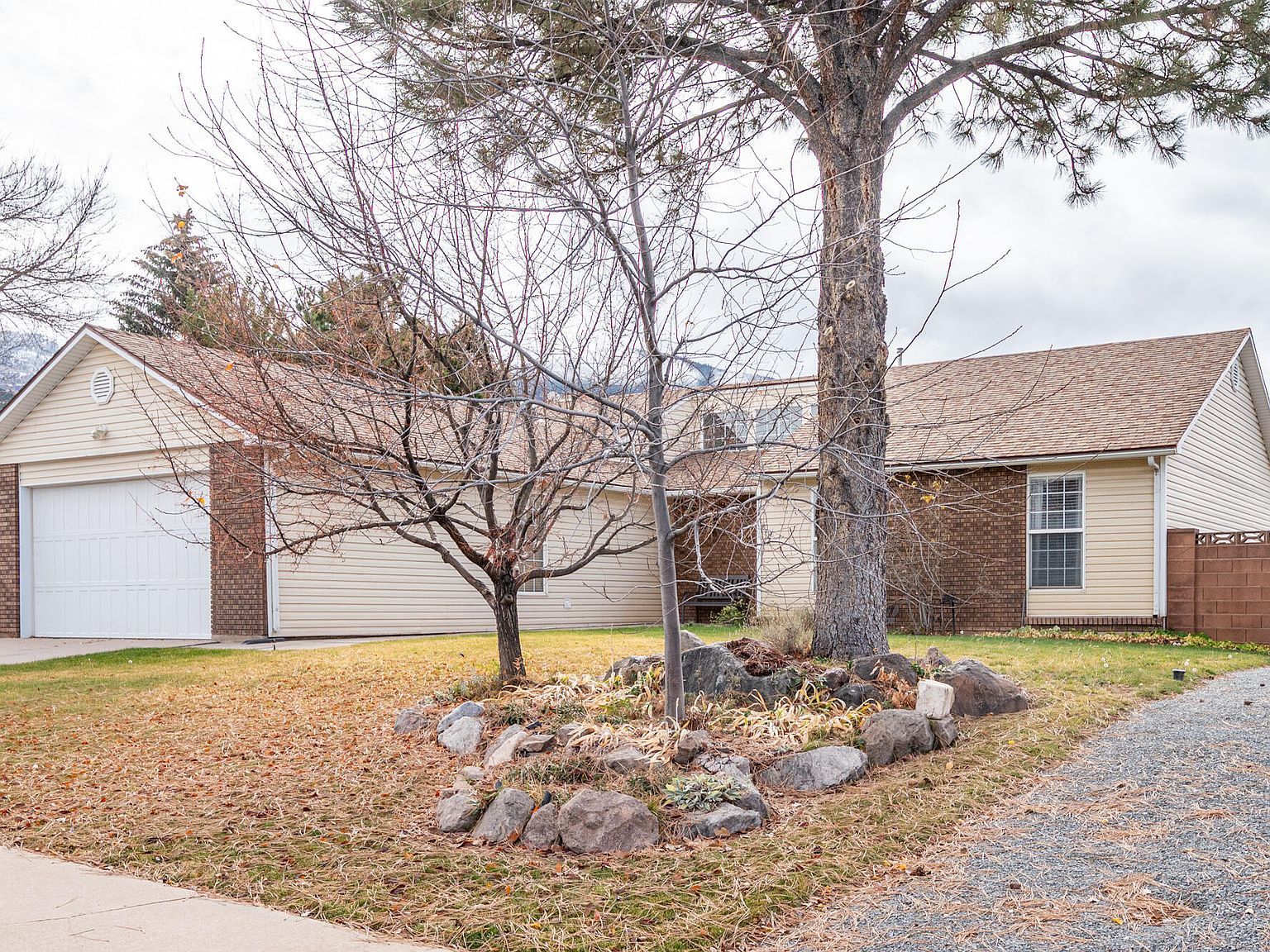 872 Cedarwood Ln Cedar City, UT 84720 - Thumbnail 4