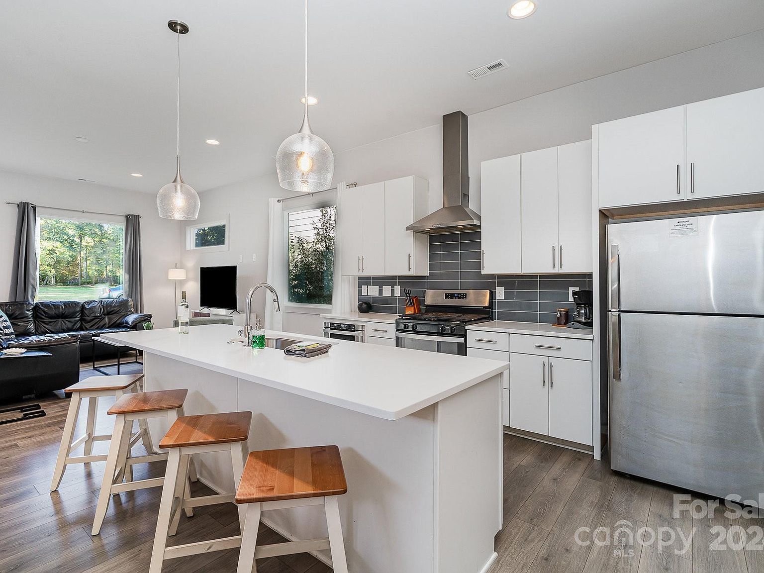 4147 Merlane Dr Charlotte, NC 28206 - Thumbnail 4