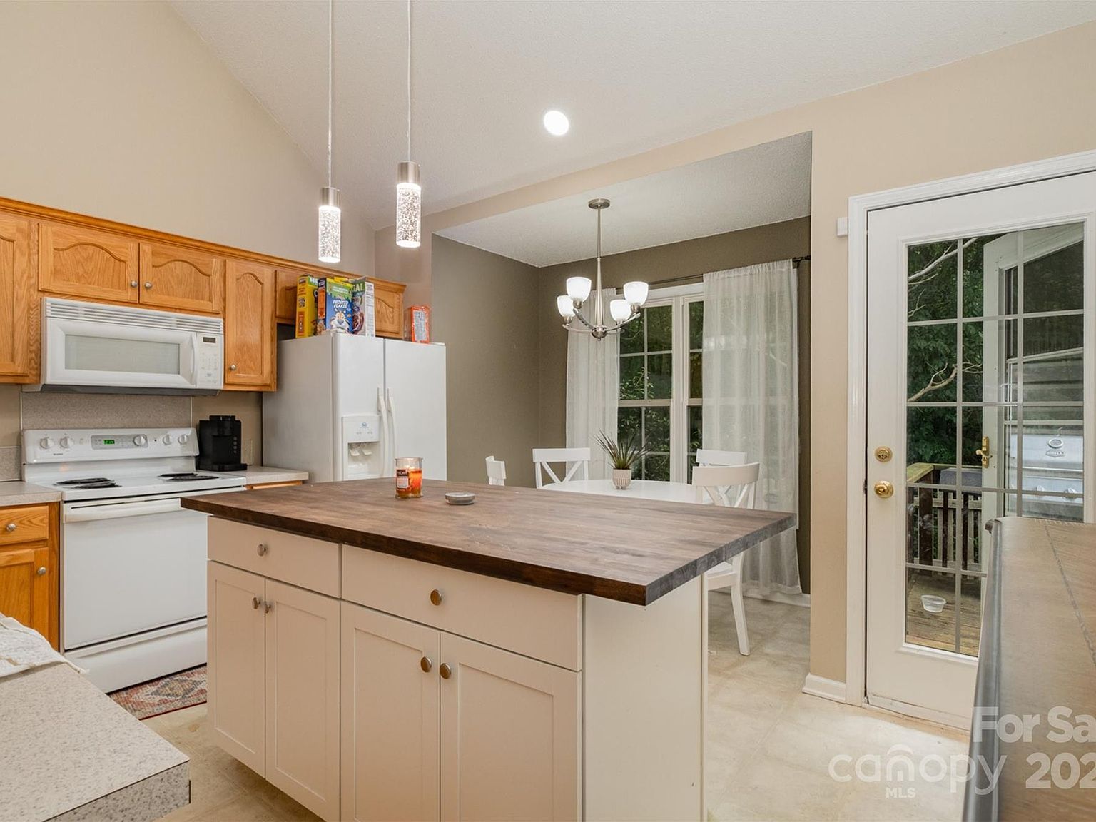 159 Pitts School Rd NW Concord, NC 28027 - Thumbnail 4