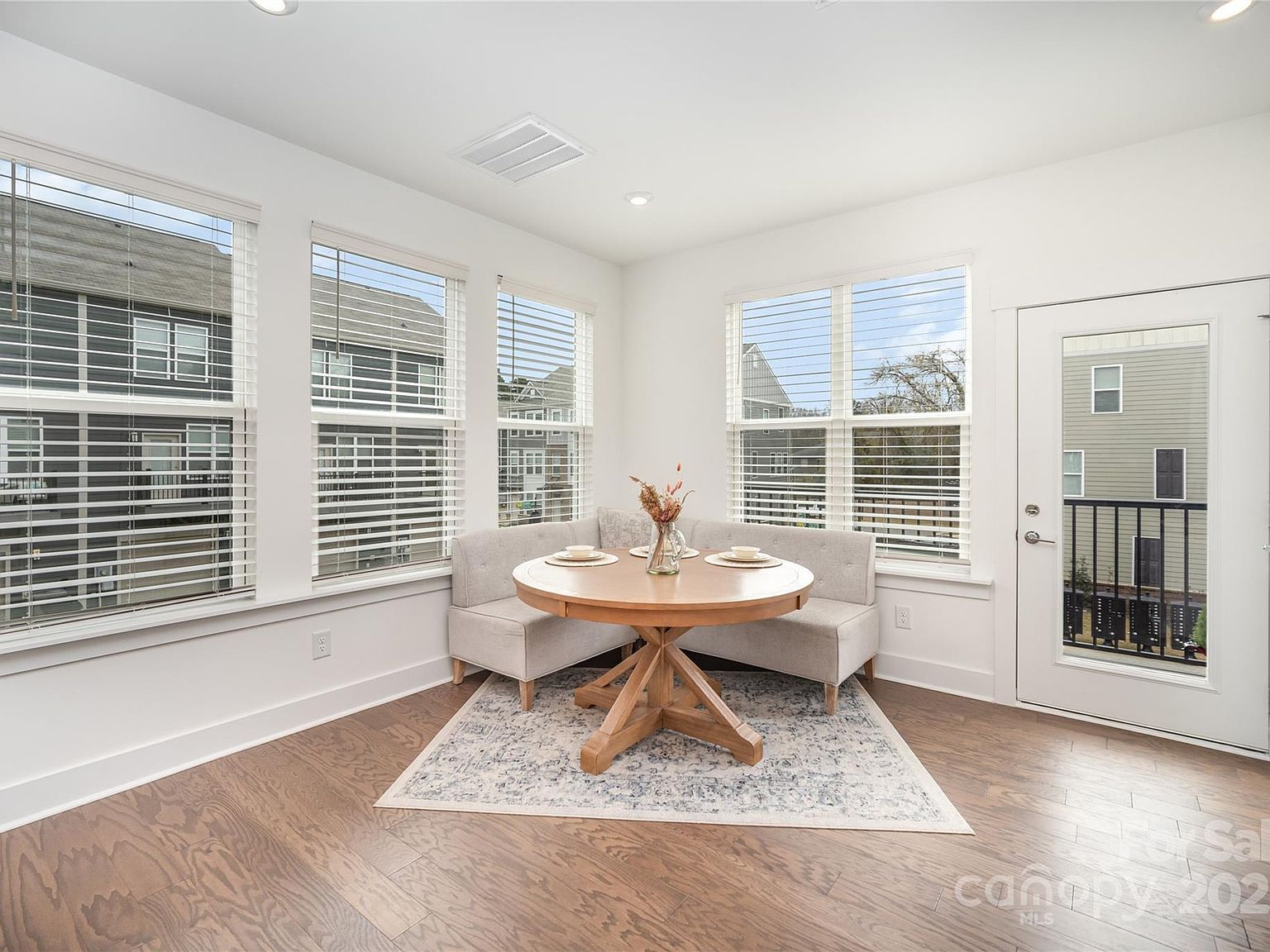 4004 Capital Ridge Ct Charlotte, NC 28205 - Thumbnail 4