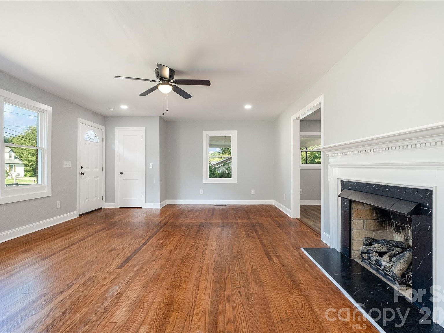 901 W Elm St Shelby, NC 28150 - Thumbnail 4